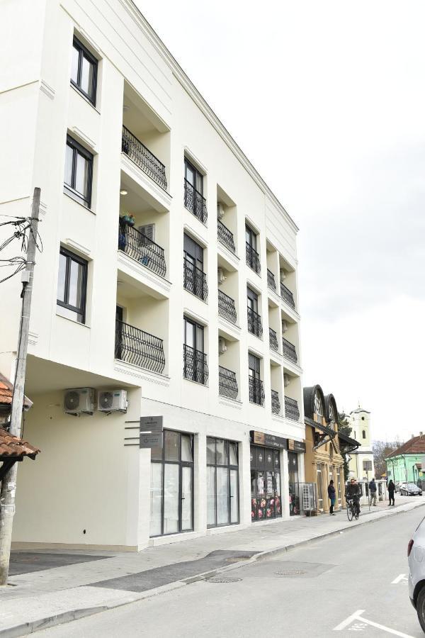 Grand Lux Apartman Čačak Exterior foto